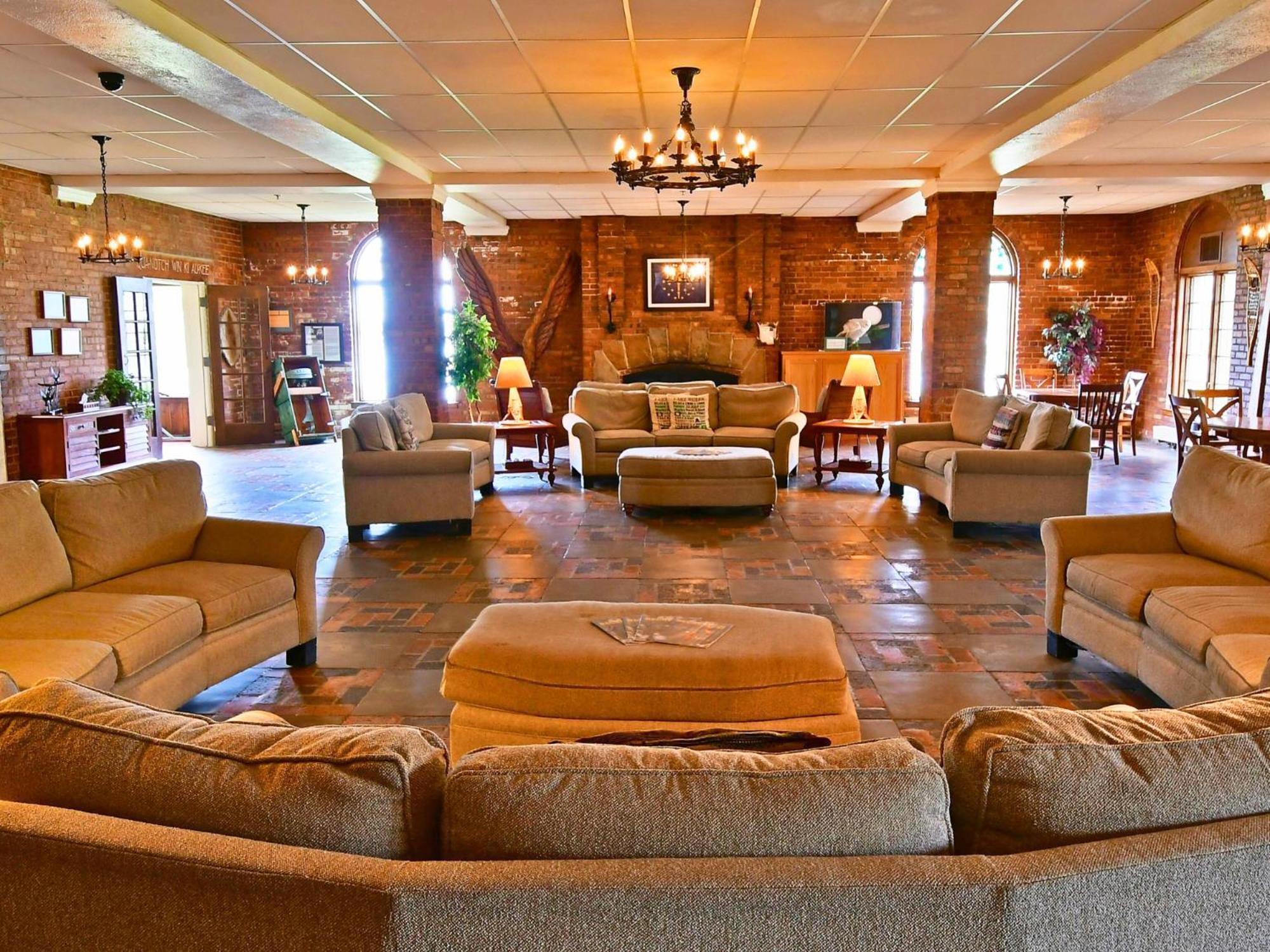 אנגולה Potawatomi Inn & Cabins מראה חיצוני תמונה